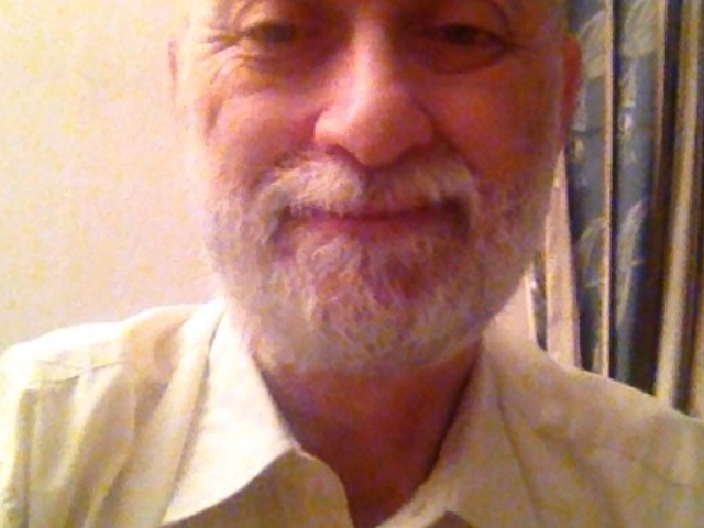 Roos Daniel Asher